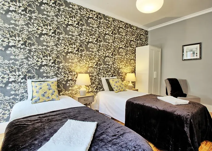 Angel's Chic Duplex דירה